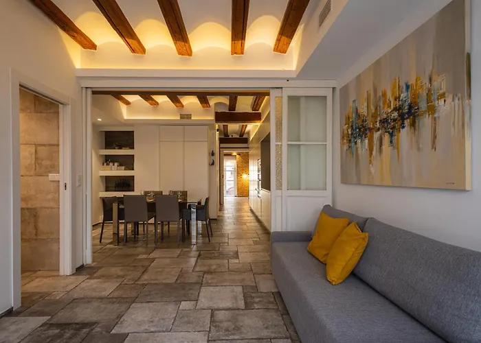 Florit Flats - Center Modern 1Br 2Bth Terrace Wi-Fi Ac